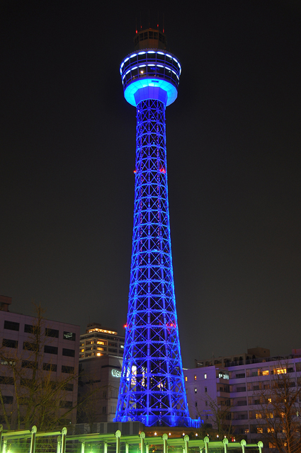 横浜マリンタワー　みなとみらい線10周年記念ライトアップ