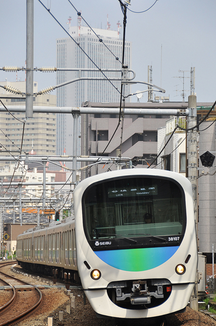 池袋のシンボルと京急・・・