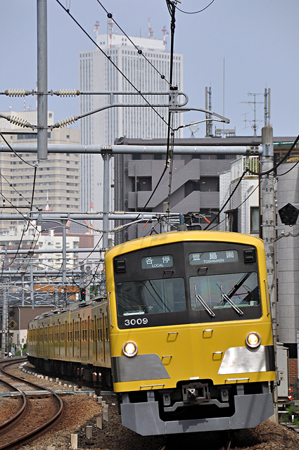 池袋のシンボルと京急・・・