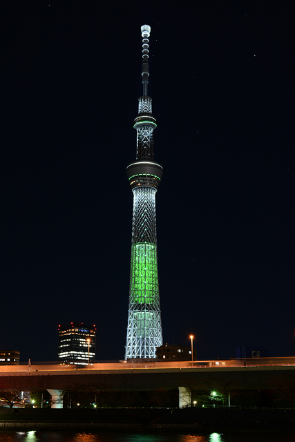 東京スカイツリー　光の三原色ライティング（台東区側）
