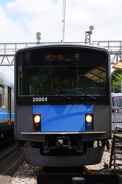 今年は黄色！　南入曽車両基地　電車夏まつり