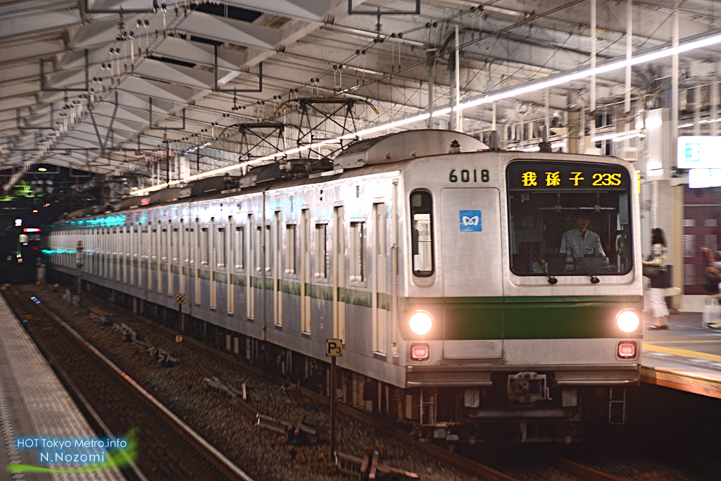 トンネルの中の6000系、夜の6000系 いろんな表情を残す