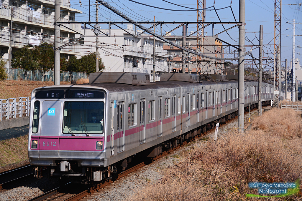 車種が豊富な田園都市線を撮影