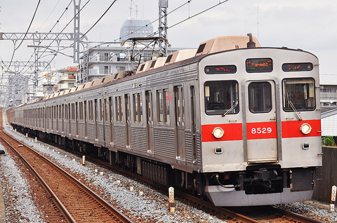 2012年10月27日　　東武スカイツリーライン・蒲生にて　　8629Ｆ