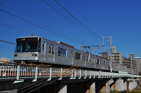 2012年11月10日　東京メトロ日比谷線03-138F