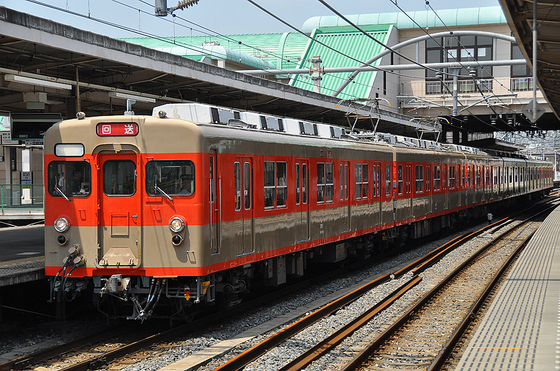 晴れ晴れと横断、東武8111Ｆの旅