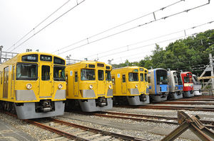 西武版京急を車両基地で見る　南入曽車両基地　電車夏まつり2014