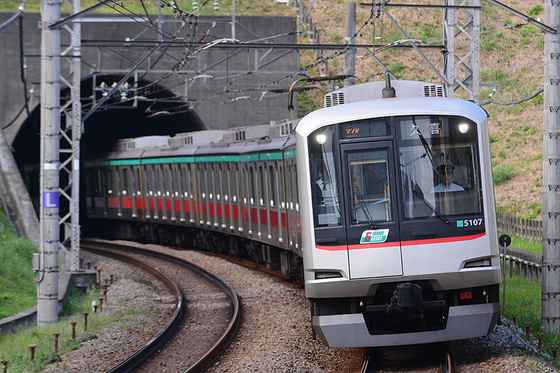 お祭りの前の朝練は定番撮影地で・・・