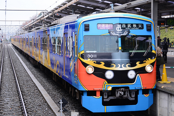 ついに引退　西武池袋線の目玉「銀河鉄道デザイン電車」