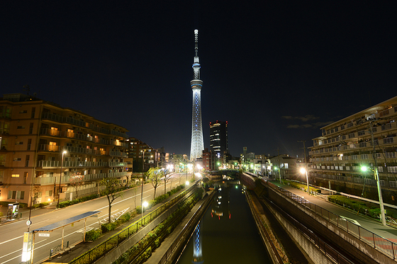 東京スカイツリー　光の三原色ライティング（墨田区側）