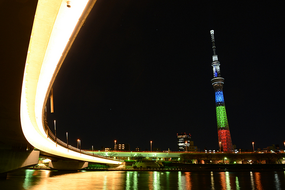 東京スカイツリー　光の三原色ライティング（台東区側）