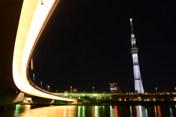 東京スカイツリー　光の三原色ライティング（台東区側）