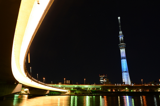 東京スカイツリー　光の三原色ライティング（台東区側）