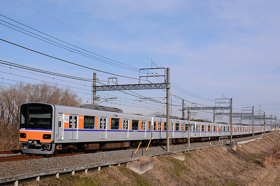 3色運転の予行練習？　100周年の東武東上線を撮る