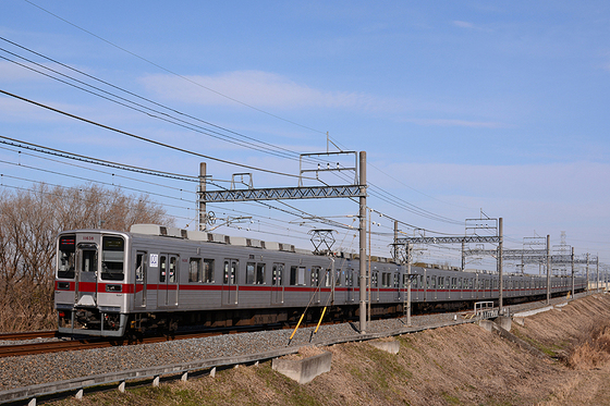 3色運転の予行練習？　100周年の東武東上線を撮る