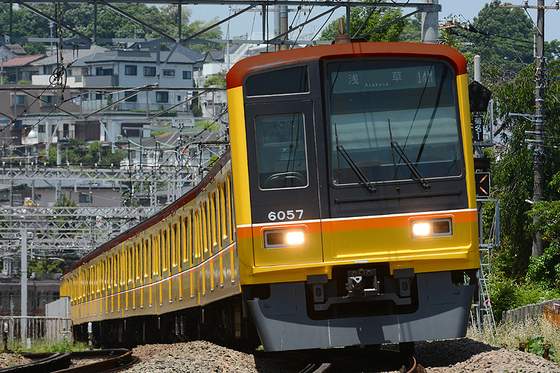 黄色い西武電車が横浜に来た日
