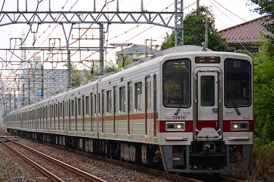 梅雨の真っ最中でも撮りたくなる新木場行きのHikarie号