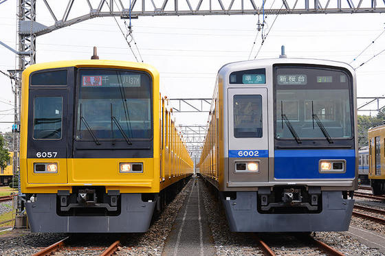 今年は黄色！　南入曽車両基地　電車夏まつり