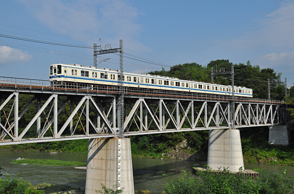 「川であそぼう」ＨＭを付けて荒川を渡る東武東上線81119Ｆ